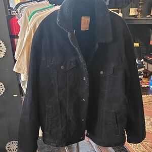 GAP Men's Black Fleece-Lined Jacket
